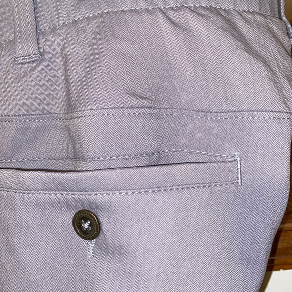 Under Armour Men’s Gray Dress/Work pants Size 34/32 - Picture 6 of 7